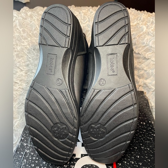 💥NWT💥 Totes Winter Boots - Picture 9 of 12